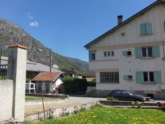 Appartement Au Pied Des Montagnes Auzat Dış mekan fotoğraf